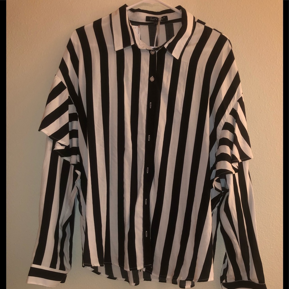 Black & White Striped Ruffle Sleeve Button Up Shirt/Blouse NWT by Velvet Heart